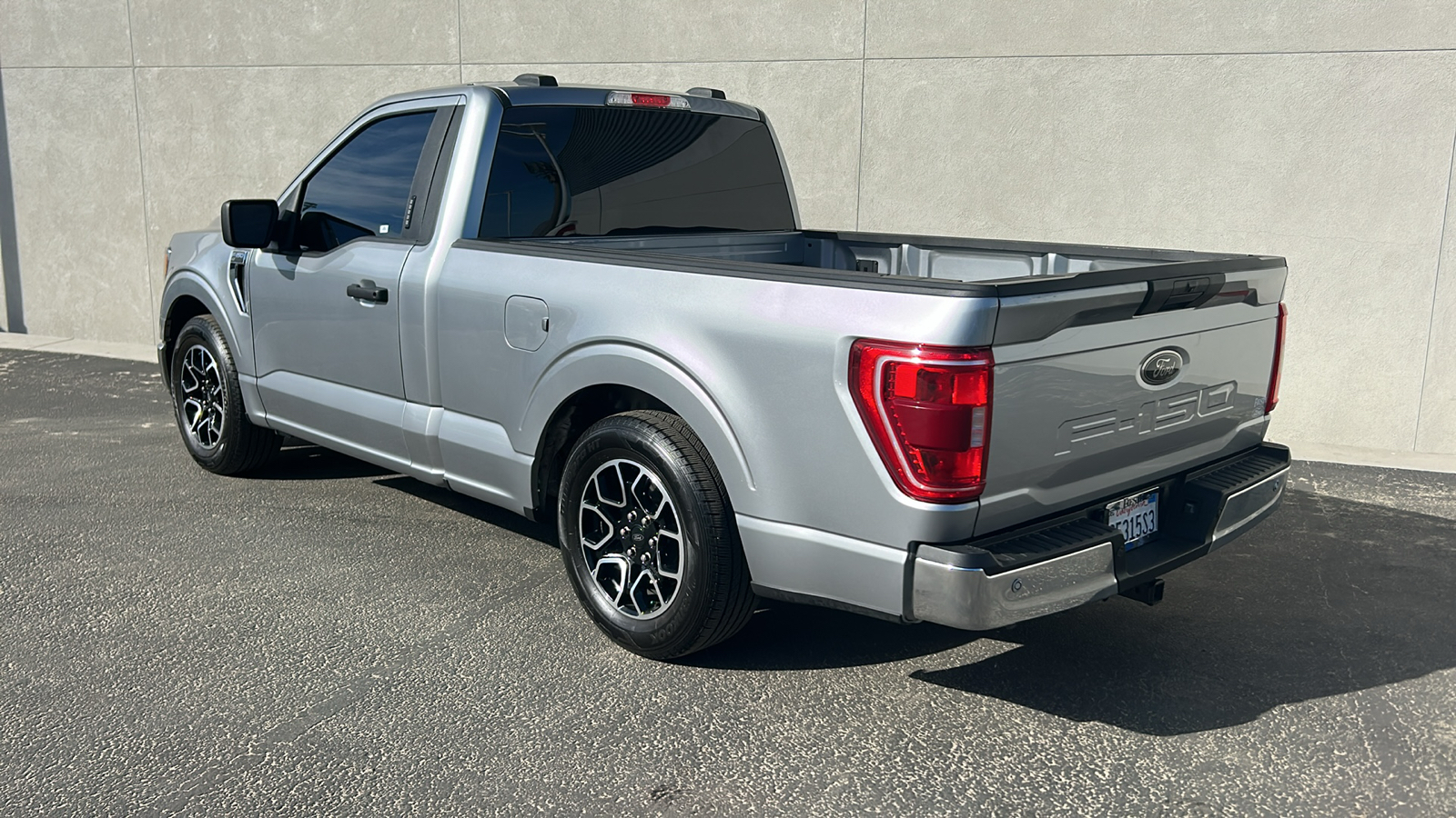 2023 Ford F-150 XLT 4