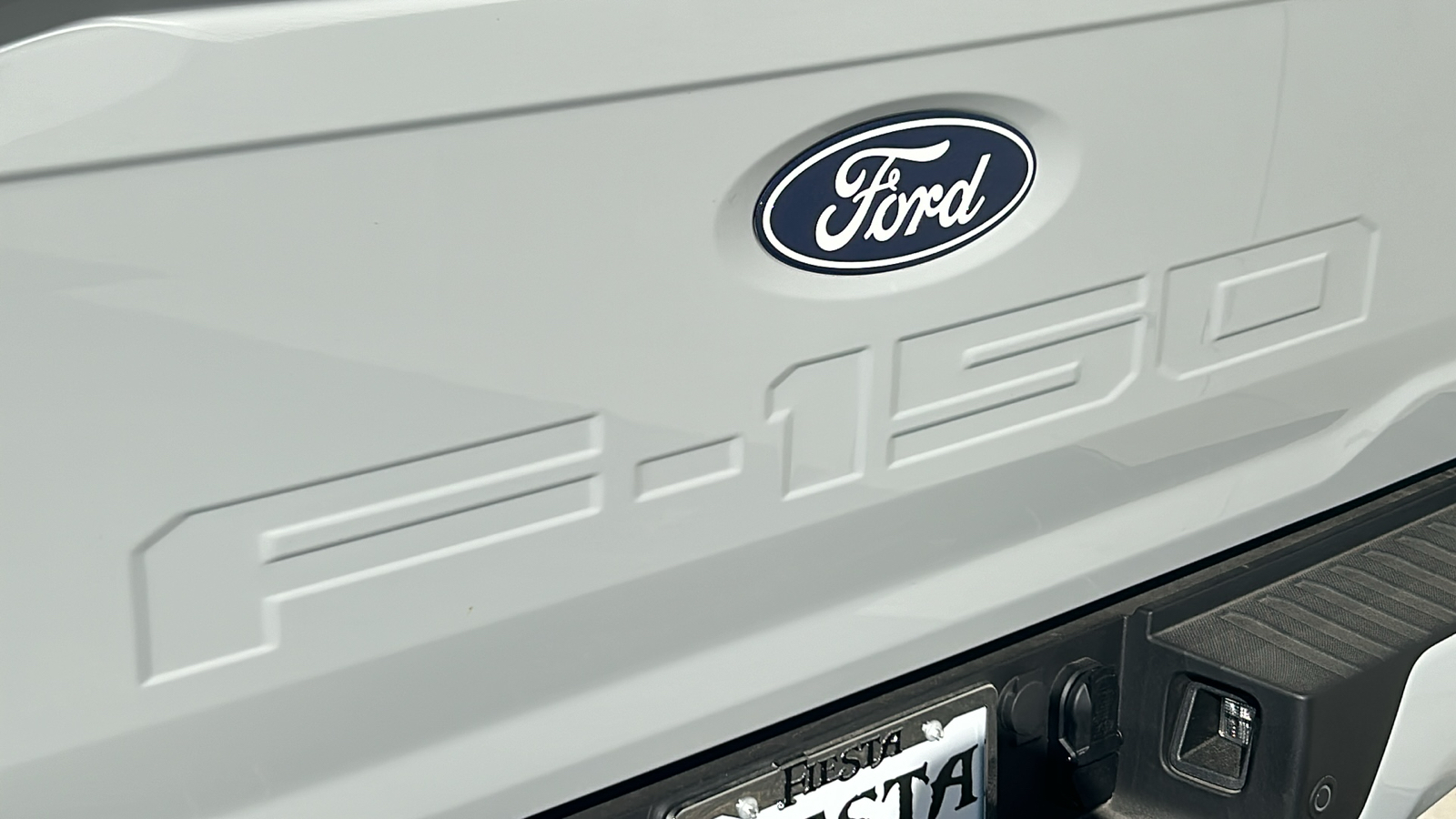 2024 Ford F-150 STX 8