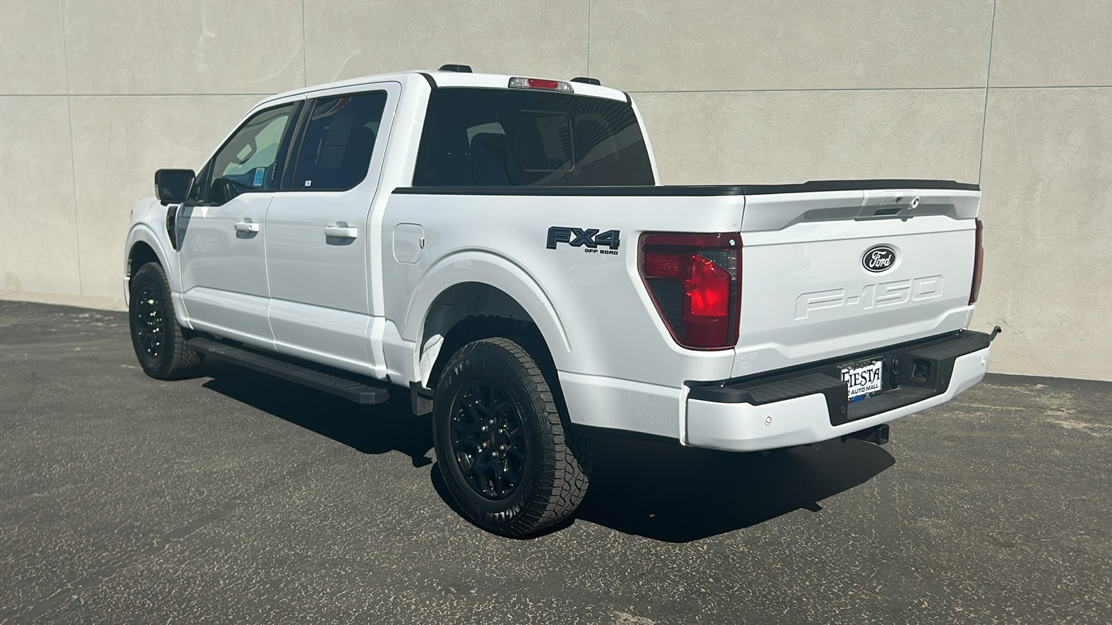 2024 Ford F-150 XLT 4