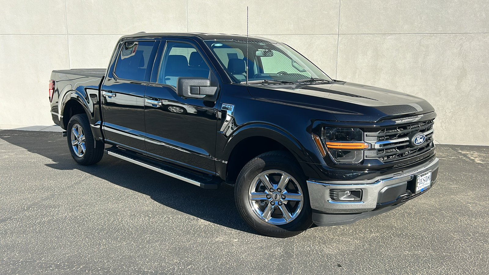 2024 Ford F-150 XLT 1