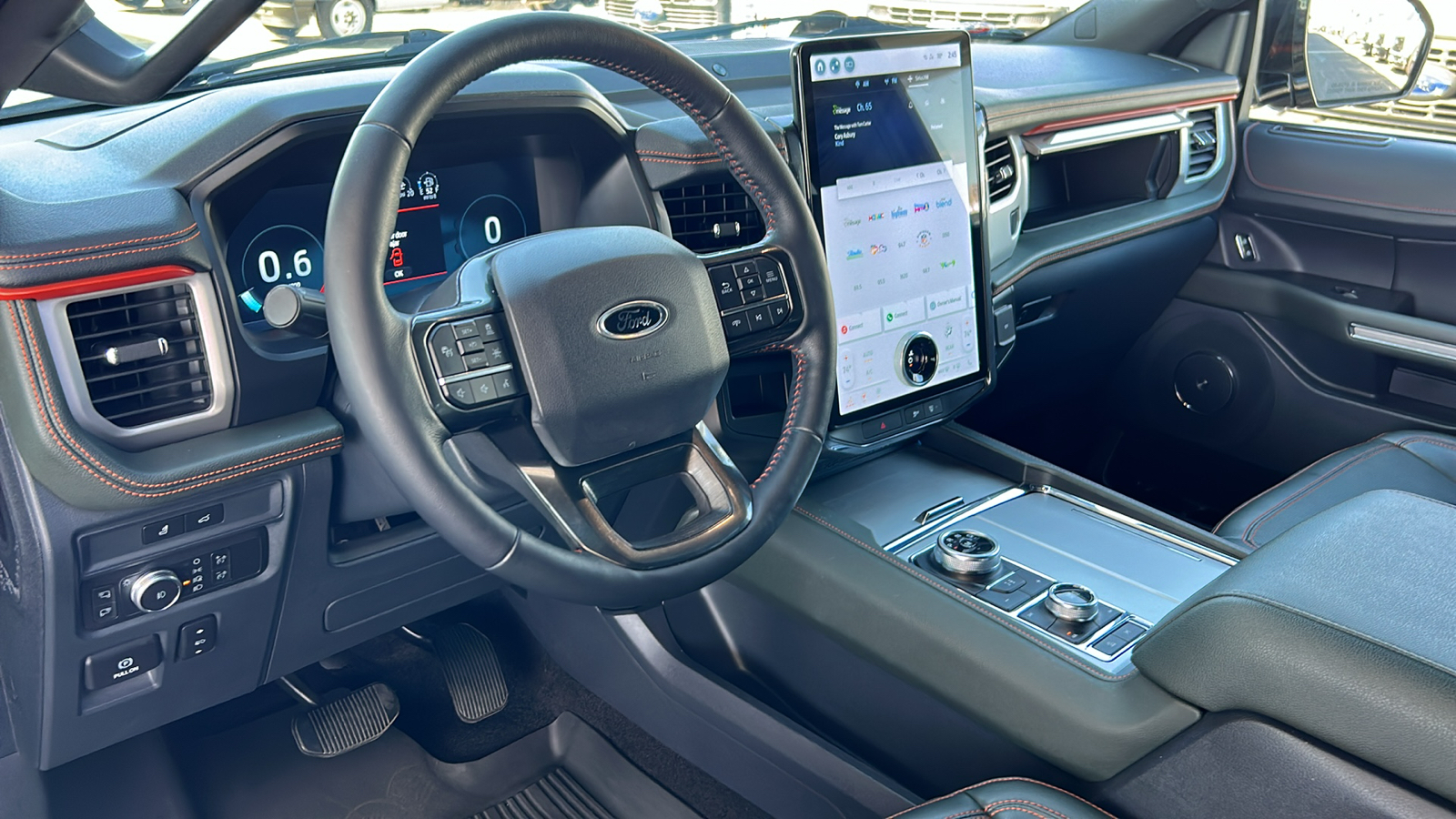 2022 Ford Expedition  24