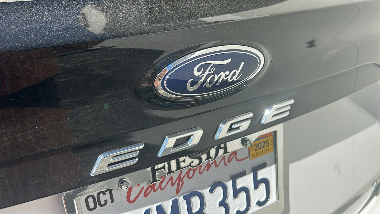 2021 Ford Edge Titanium 9