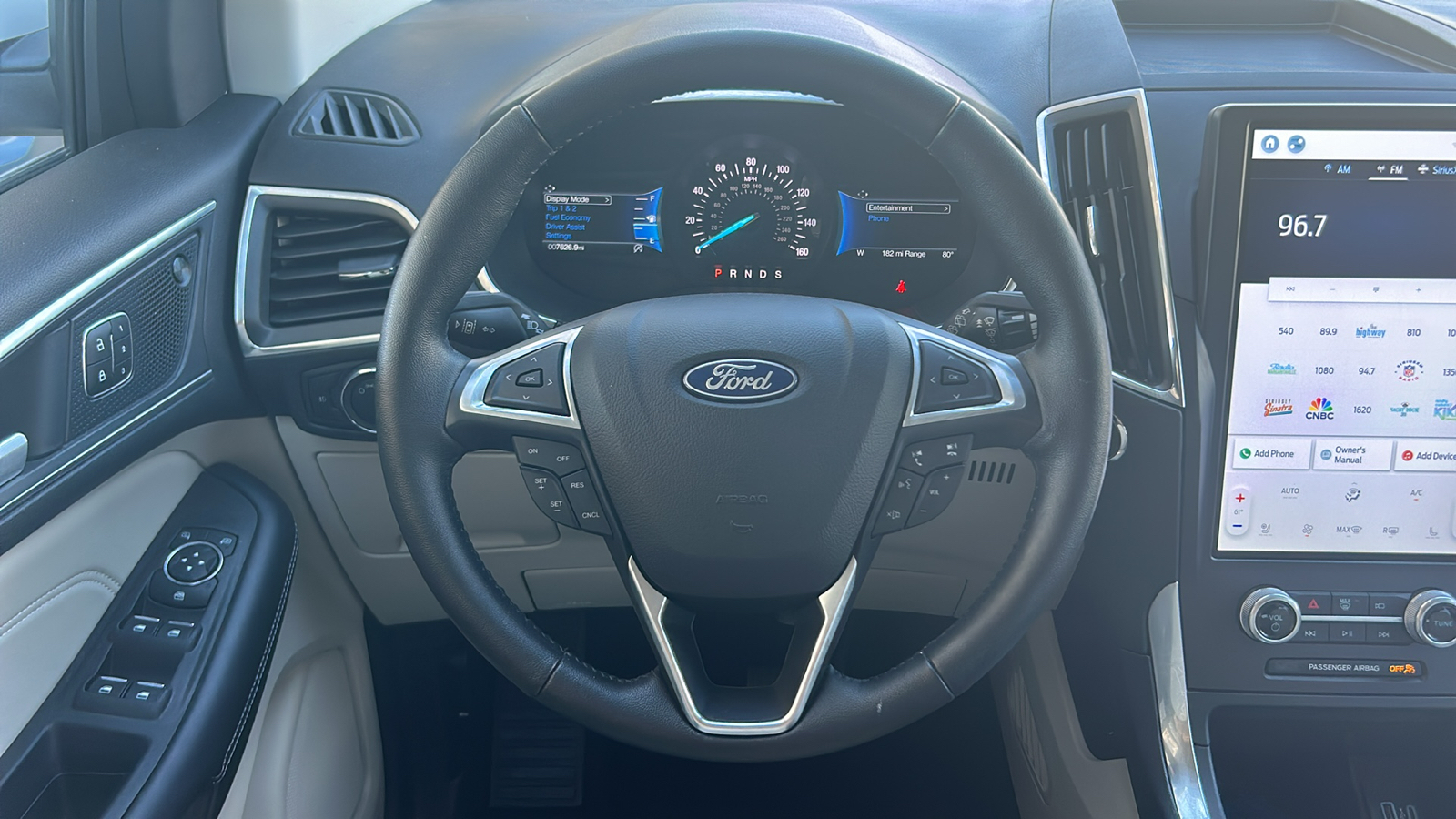 2021 Ford Edge Titanium 14