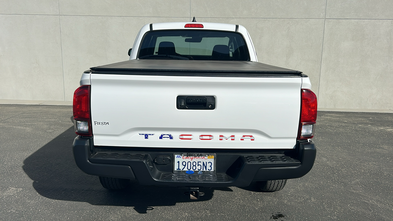 2022 Toyota Tacoma SR 3