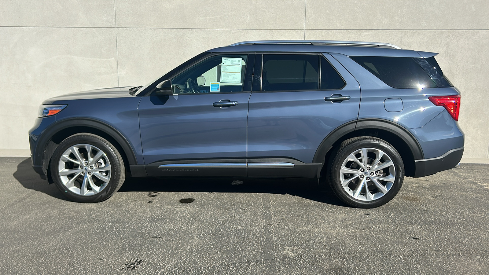 2021 Ford Explorer Platinum 5