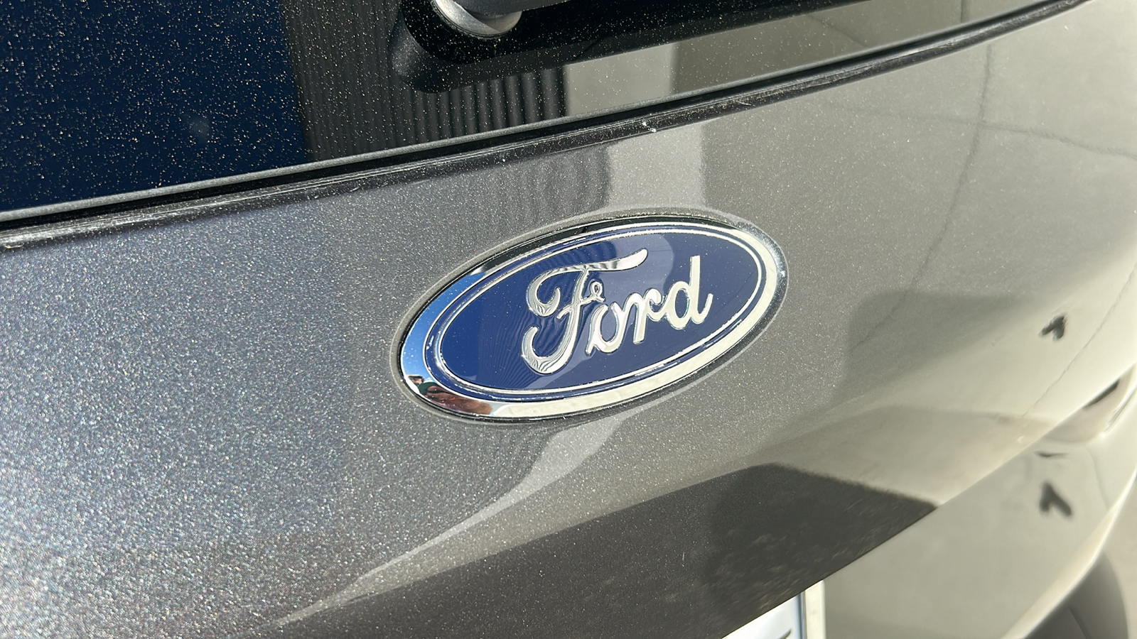 2021 Ford Escape Titanium Hybrid 8