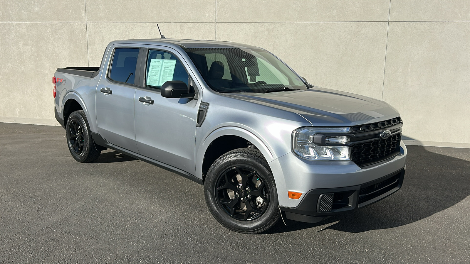 2023 Ford Maverick XLT 1