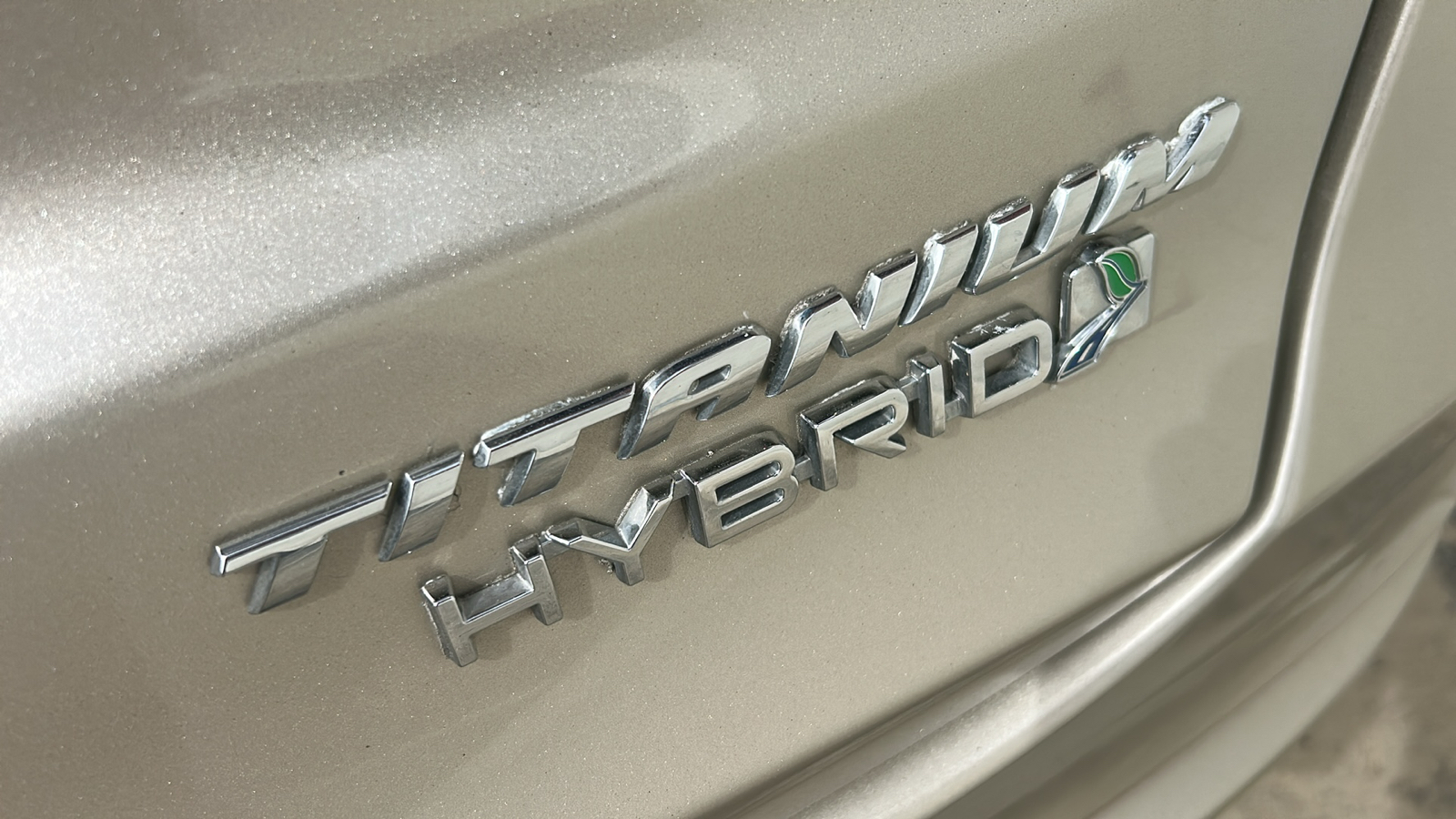 2019 Ford Fusion Hybrid Titanium 10