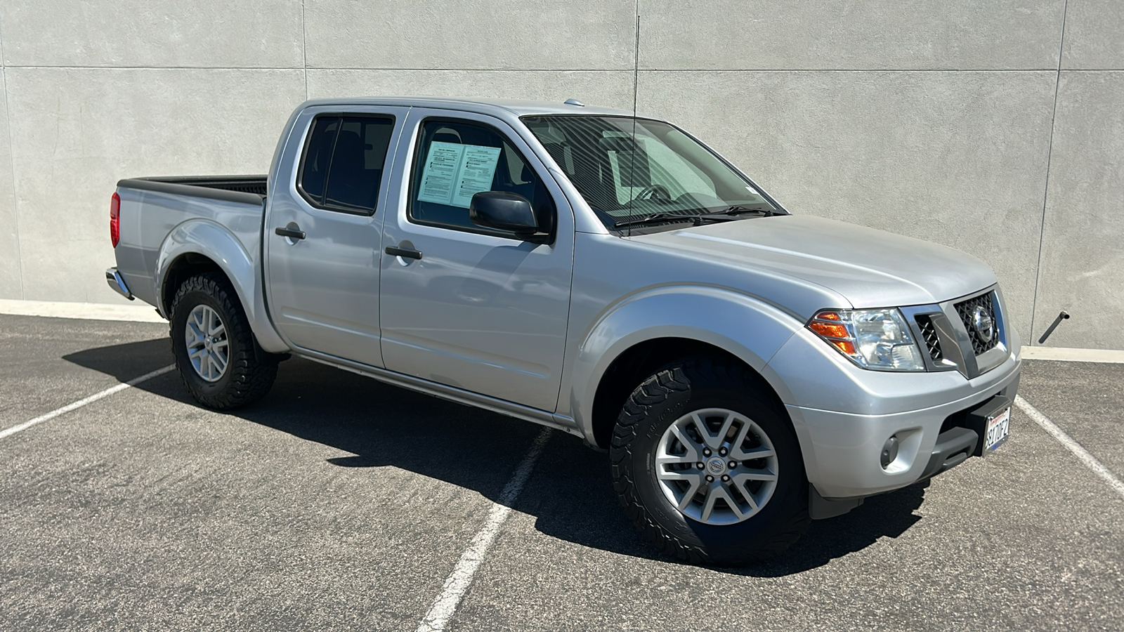 2017 Nissan Frontier SV 1