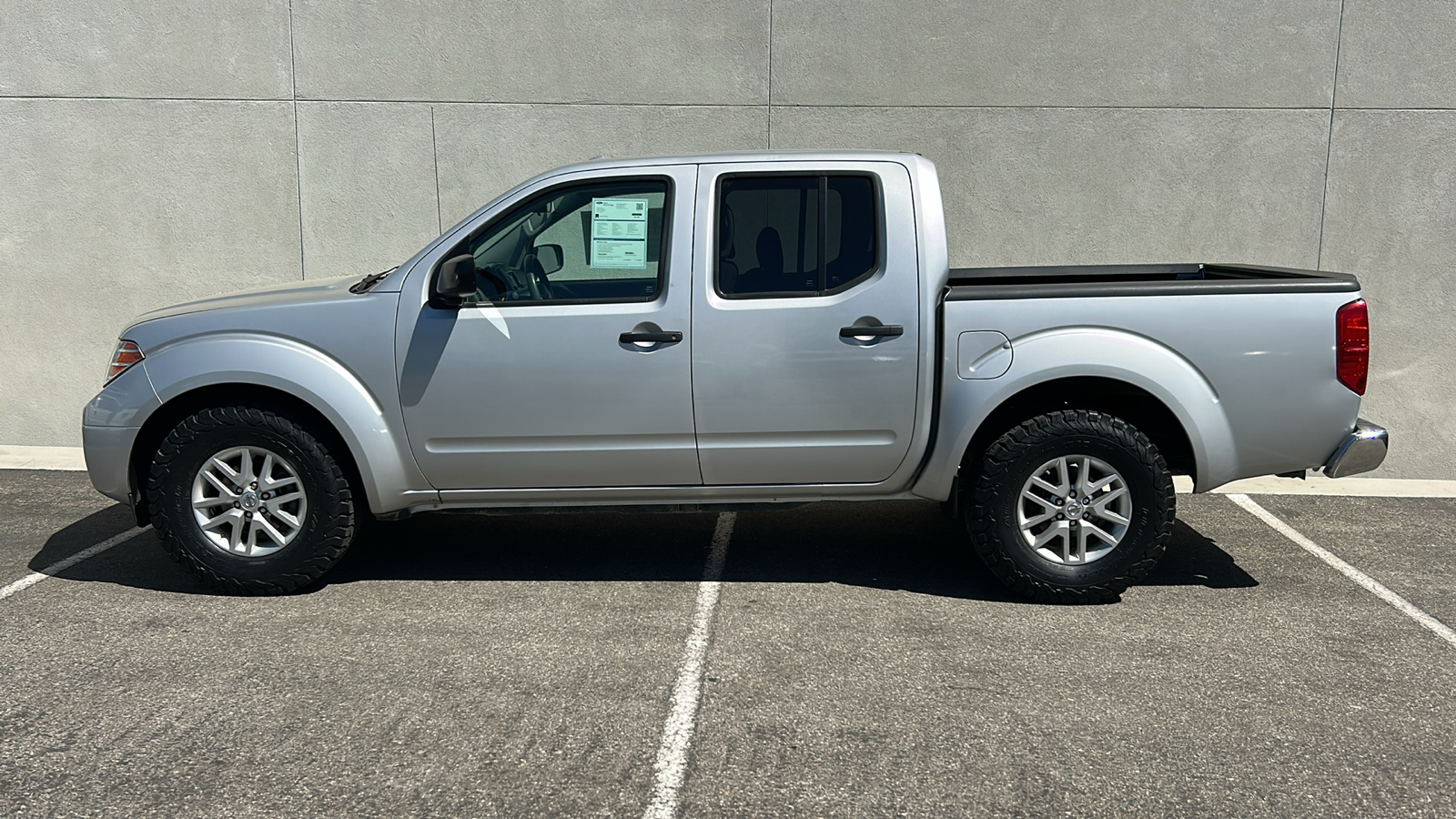 2017 Nissan Frontier SV 5