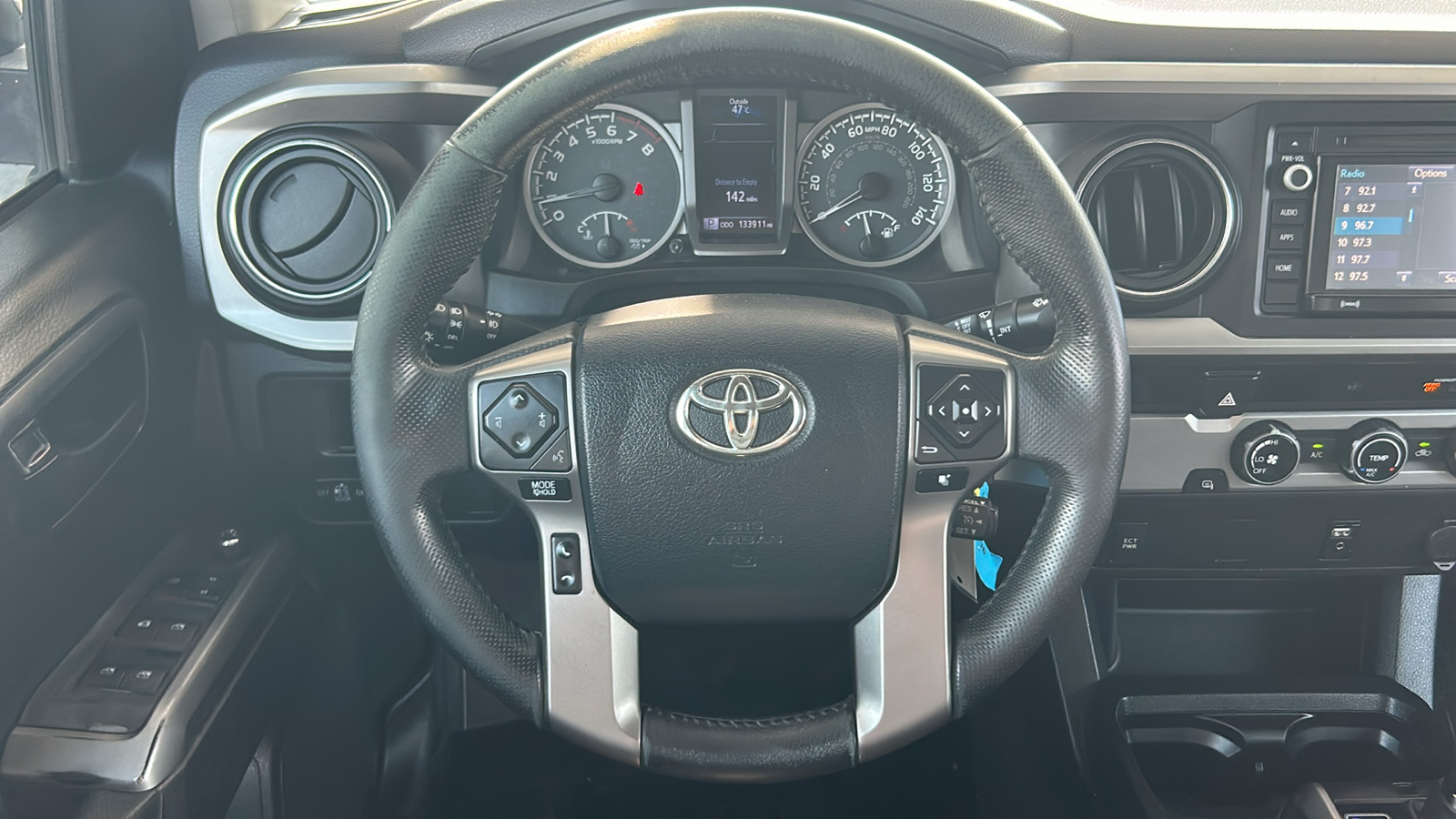 2017 Toyota Tacoma SR5 12