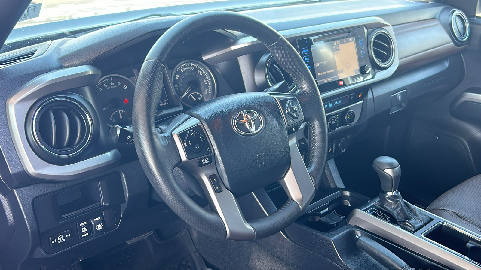 2017 Toyota Tacoma Limited 24