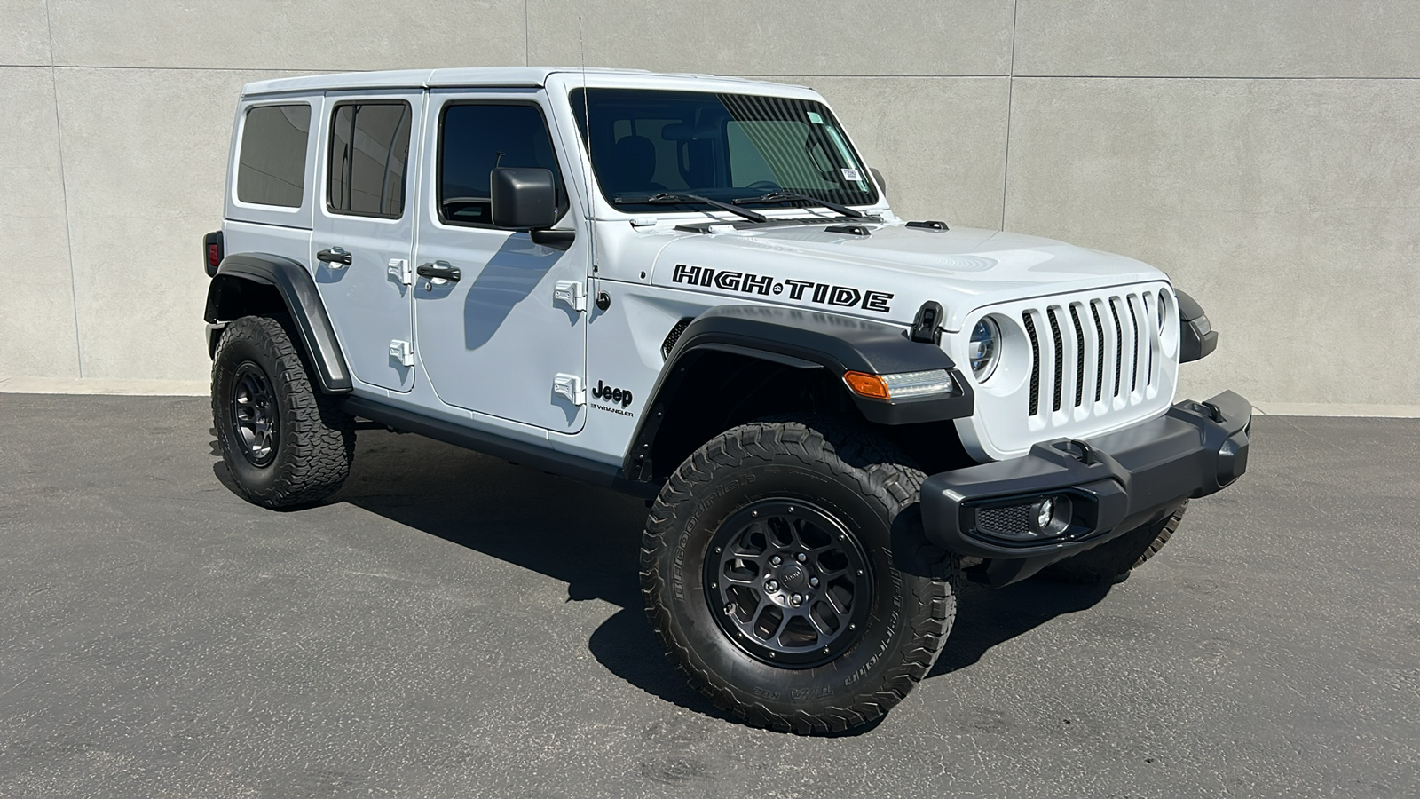 2023 Jeep Wrangler High Tide 1