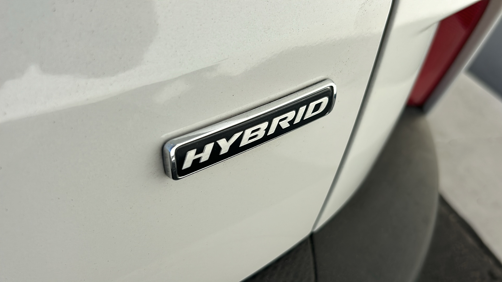 2021 Ford Escape Titanium Hybrid 10