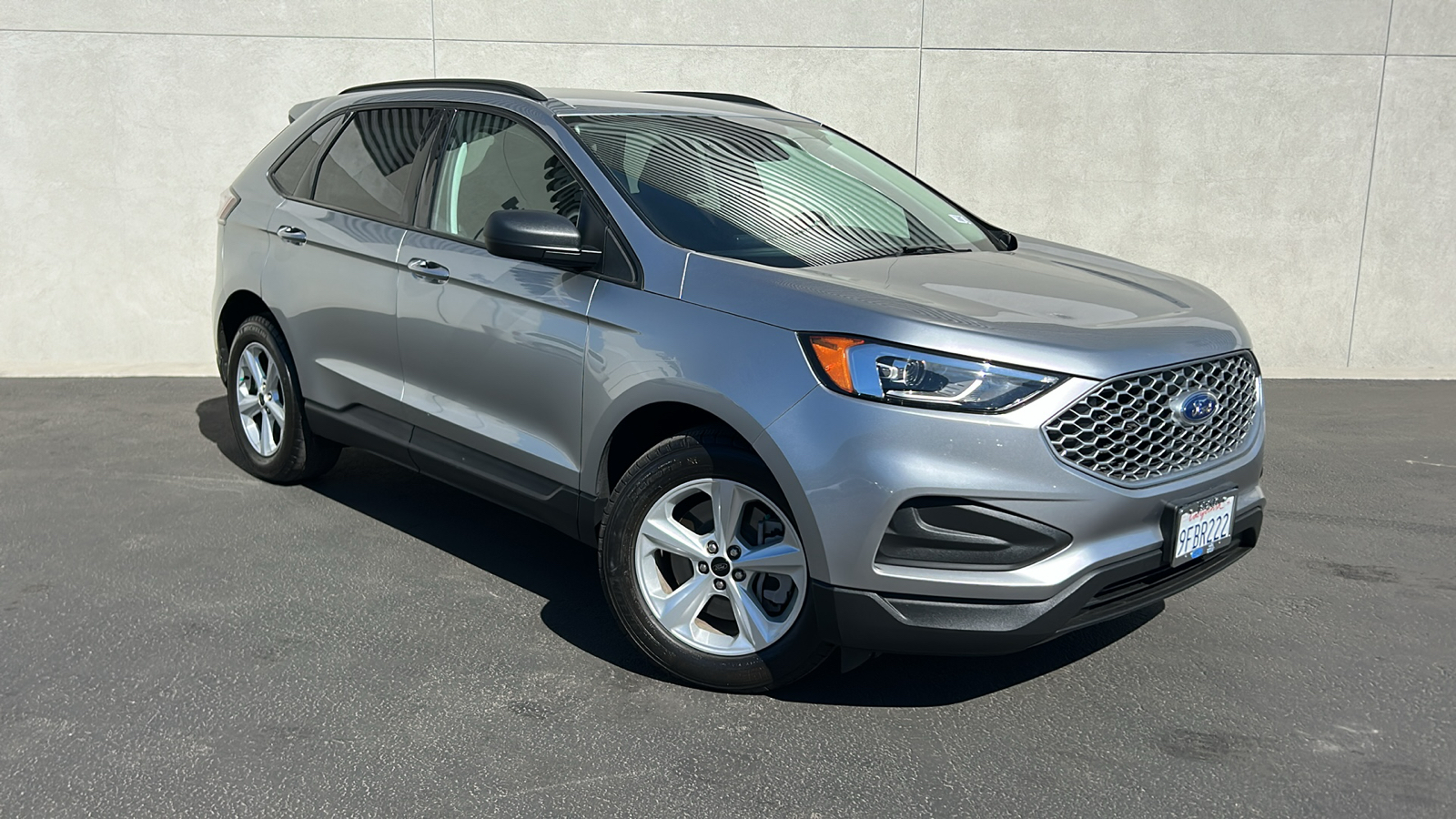 2023 Ford Edge SE 1