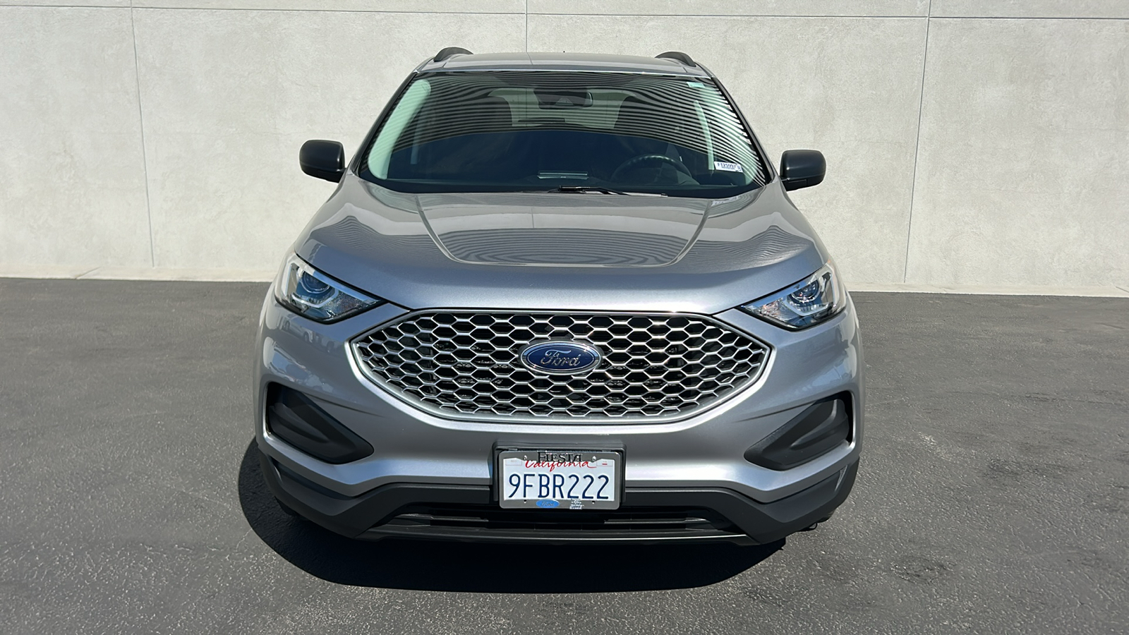 2023 Ford Edge SE 2