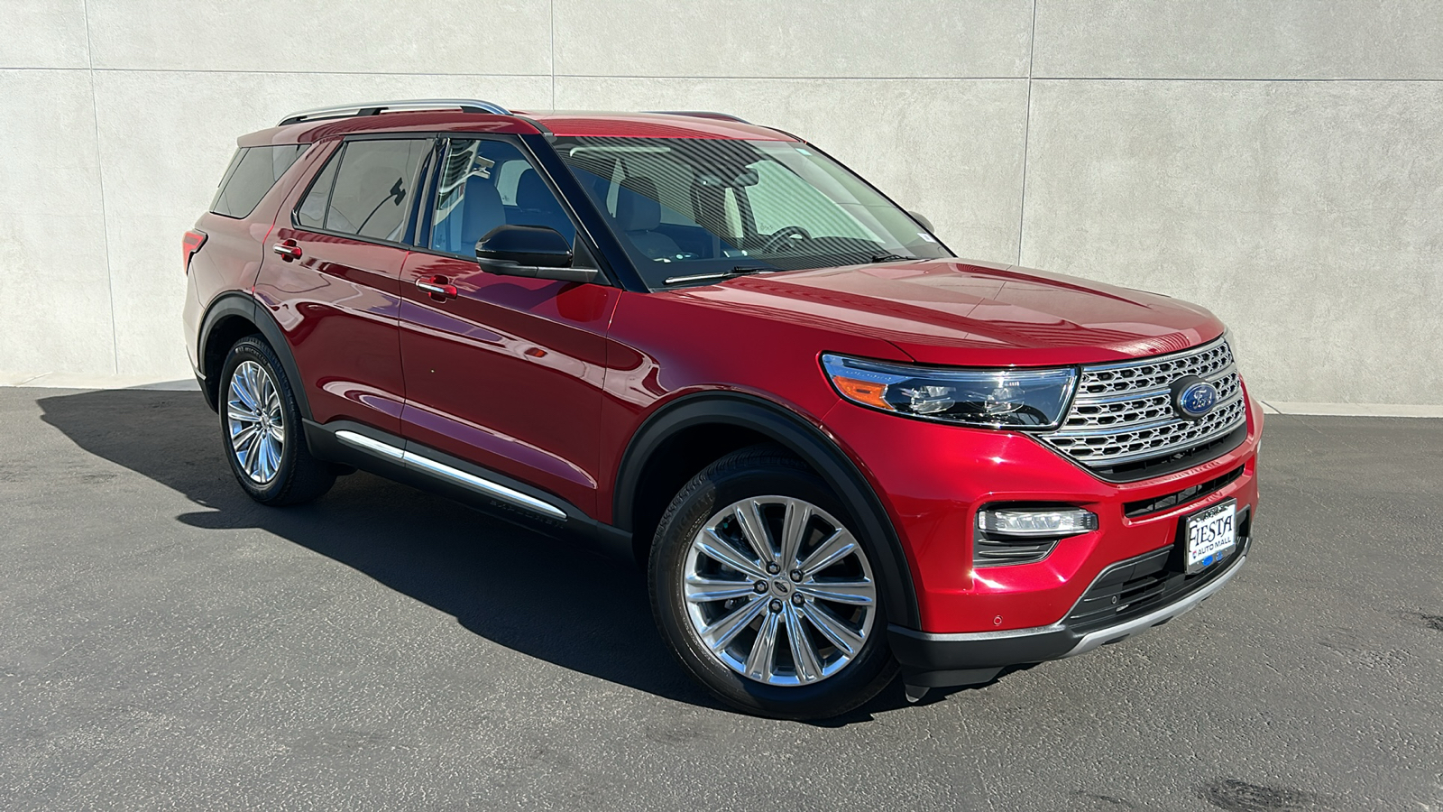 2021 Ford Explorer Limited 1