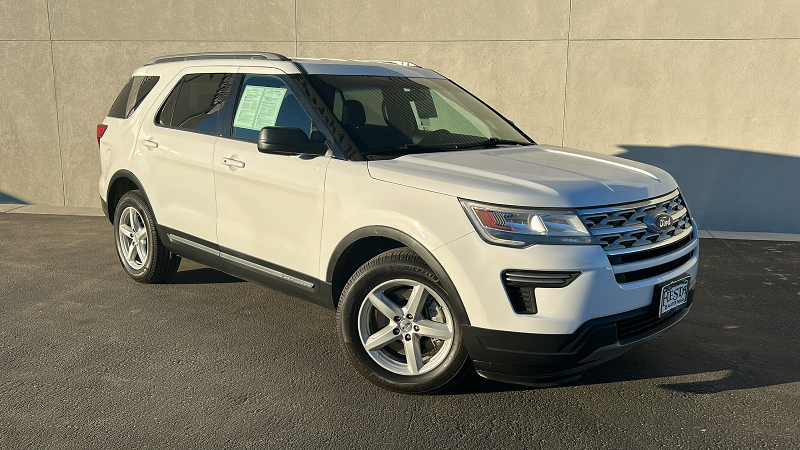 2019 Ford Explorer XLT 1