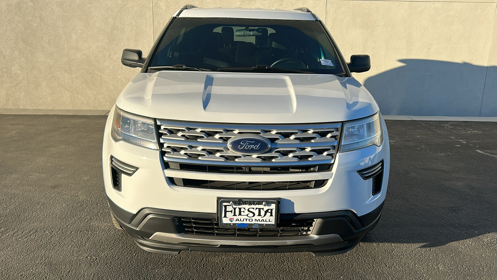 2019 Ford Explorer XLT 2