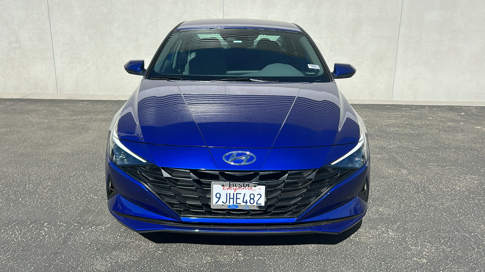 2023 Hyundai Elantra Hybrid Blue 2