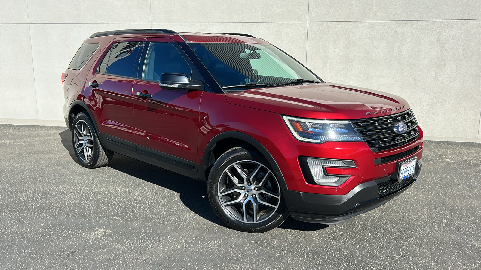 2017 Ford Explorer Sport 1