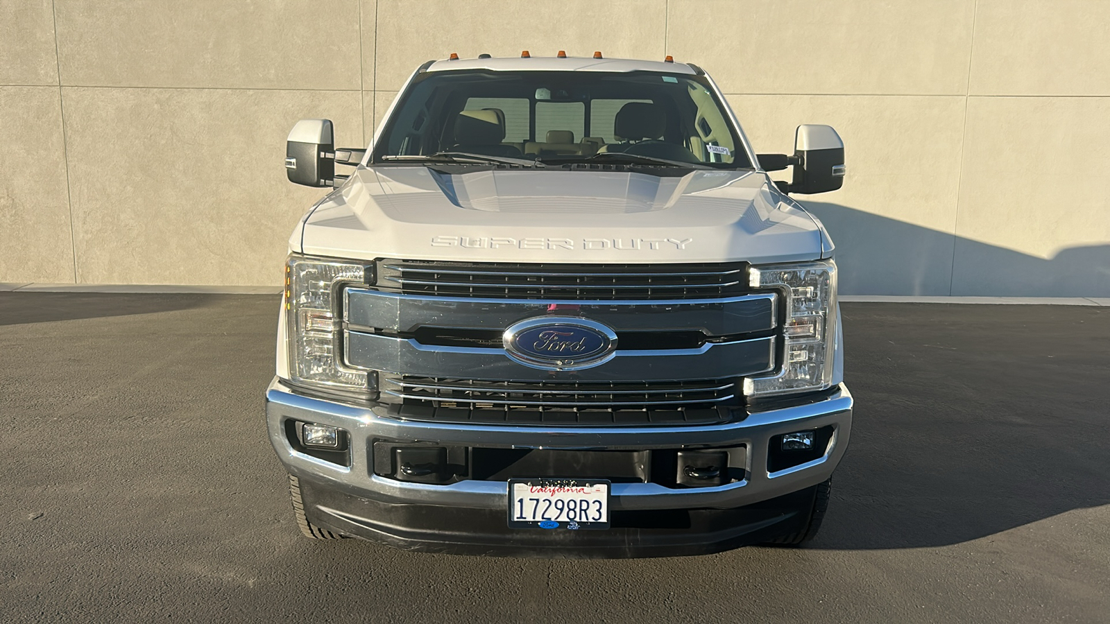 2017 Ford F-350SD Lariat 2