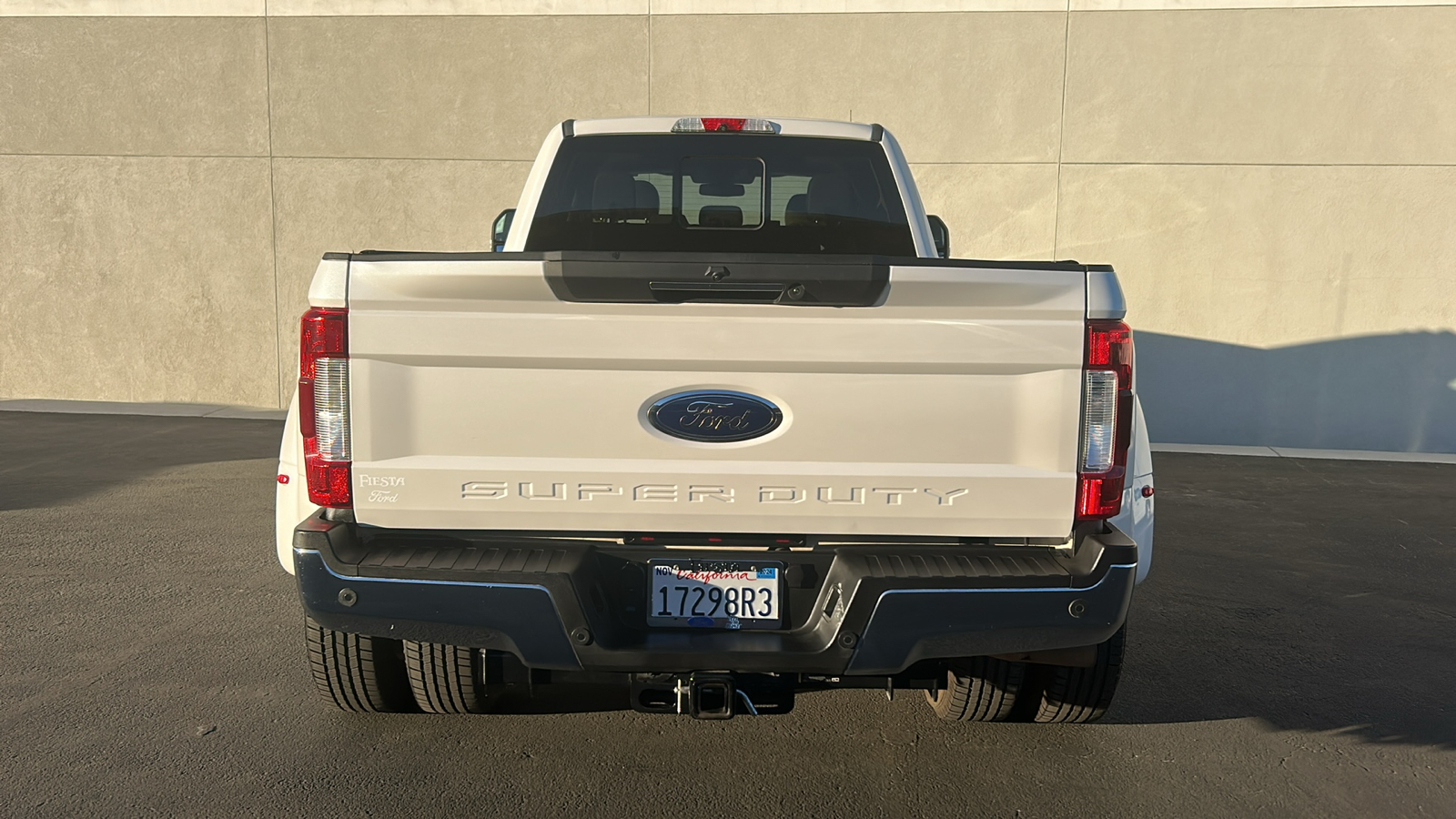 2017 Ford F-350SD Lariat 3