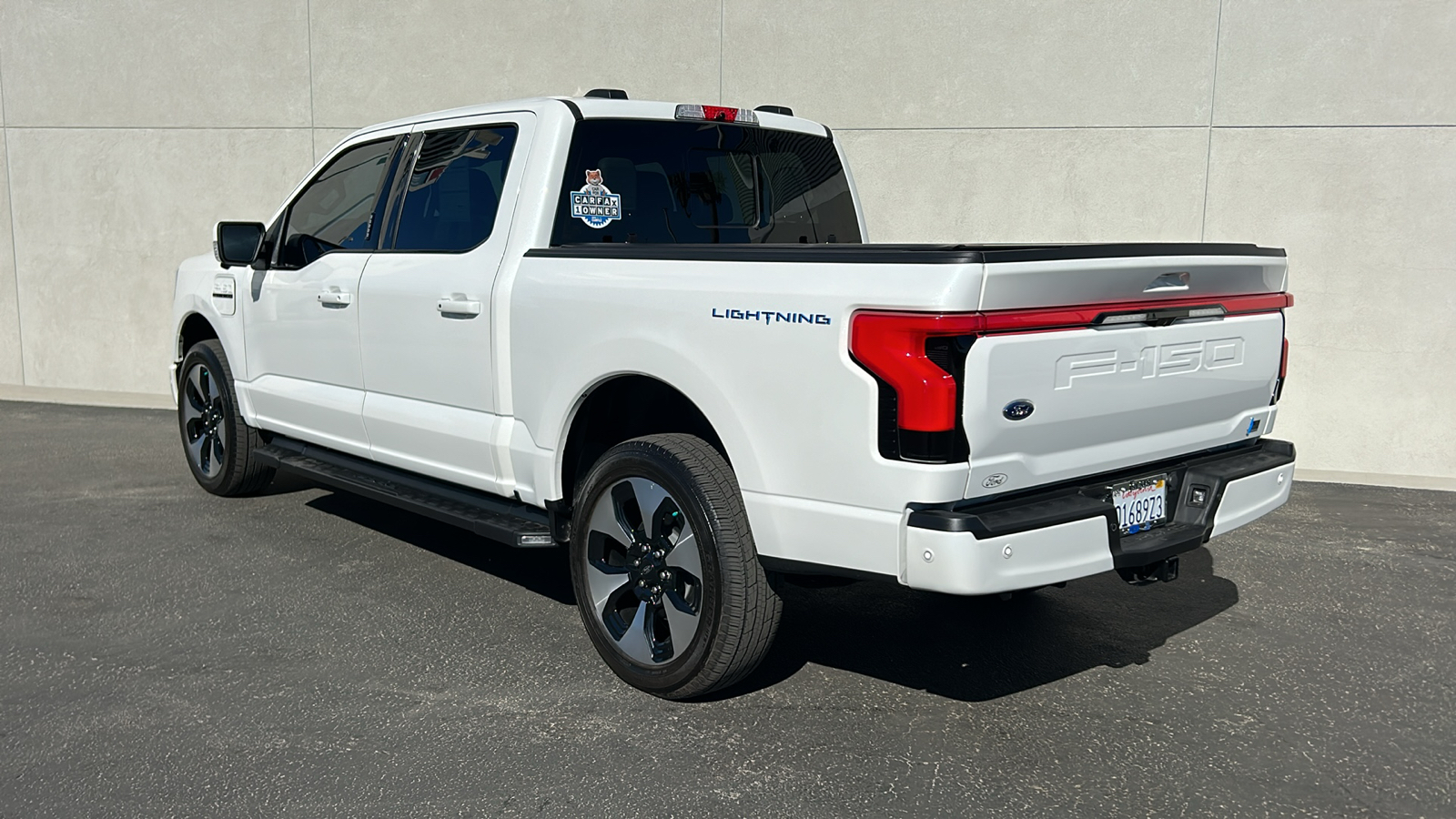 2023 Ford F-150 Lightning Platinum 4