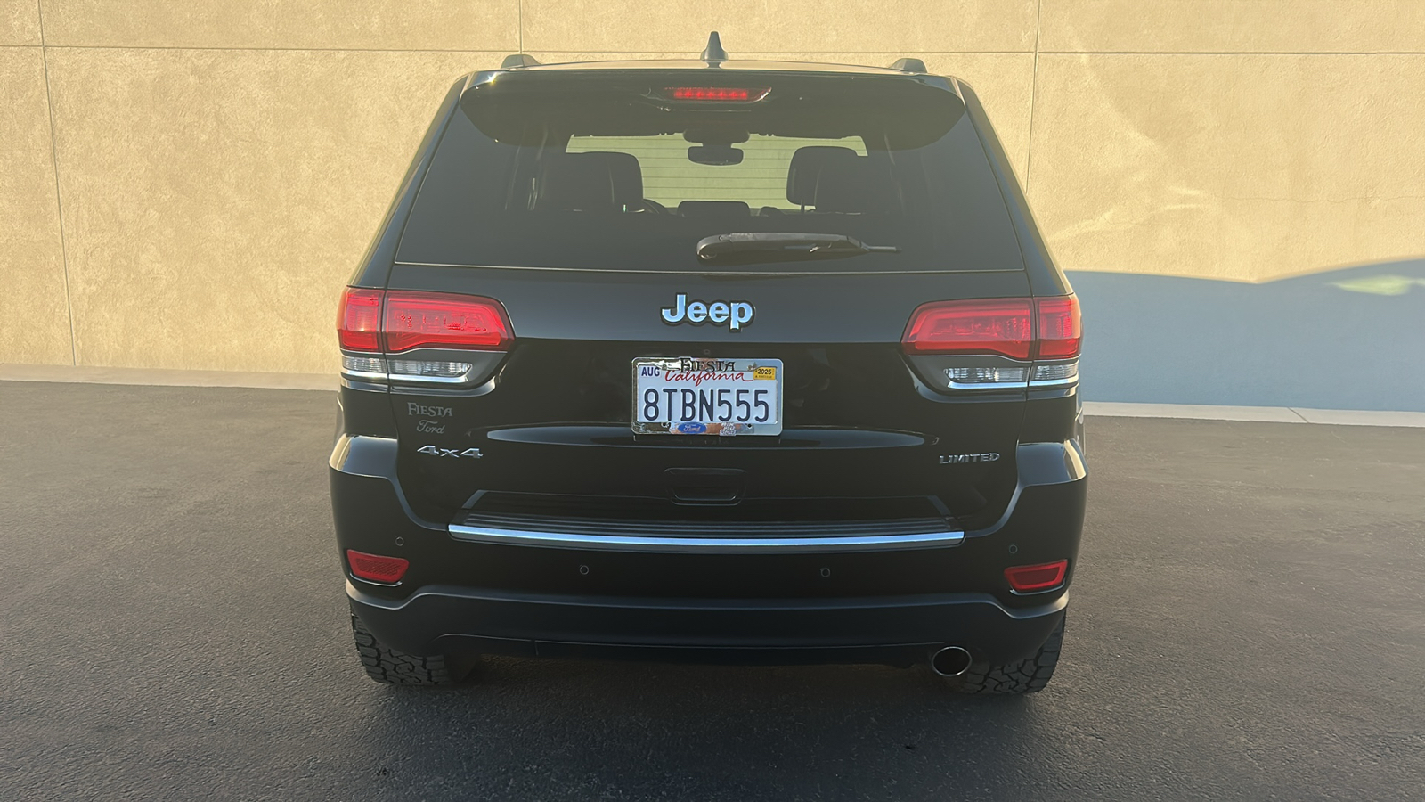 2019 Jeep Grand Cherokee Limited 3