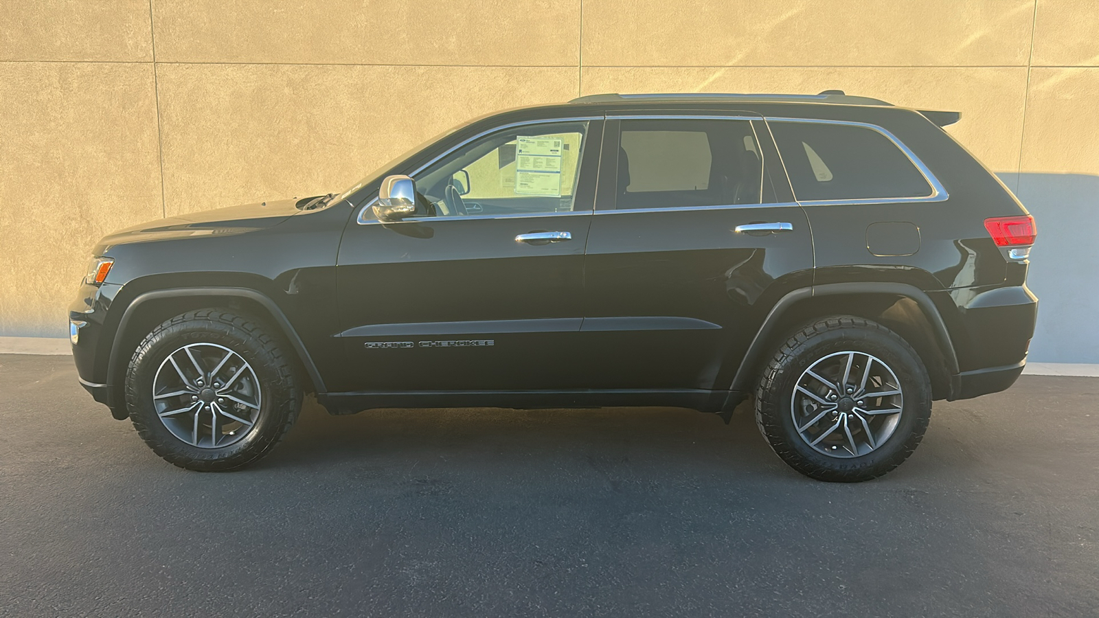 2019 Jeep Grand Cherokee Limited 5