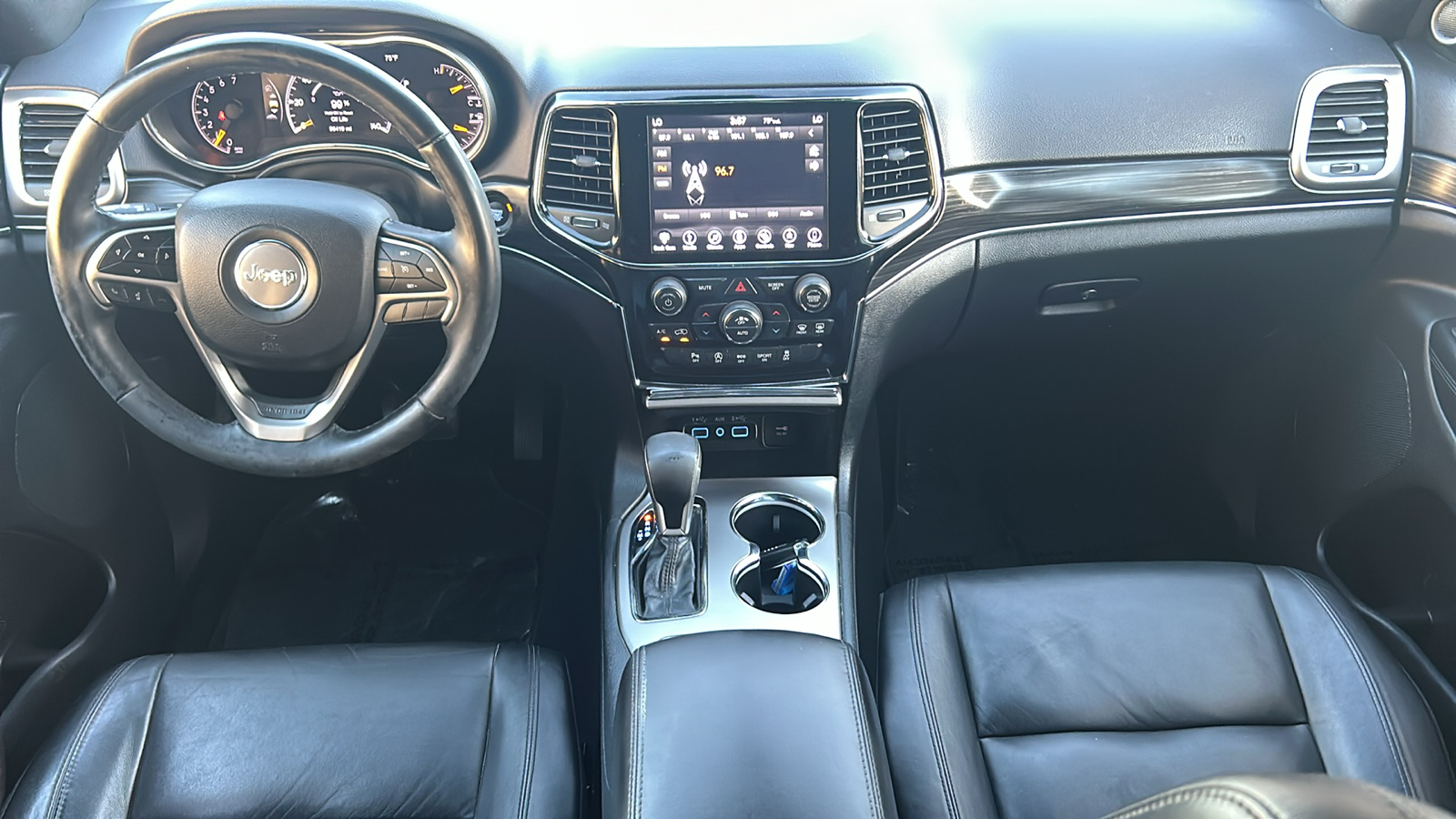 2019 Jeep Grand Cherokee Limited 12