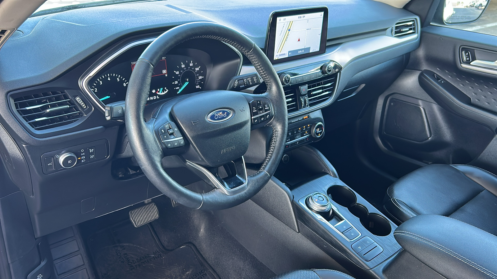 2020 Ford Escape SEL 24