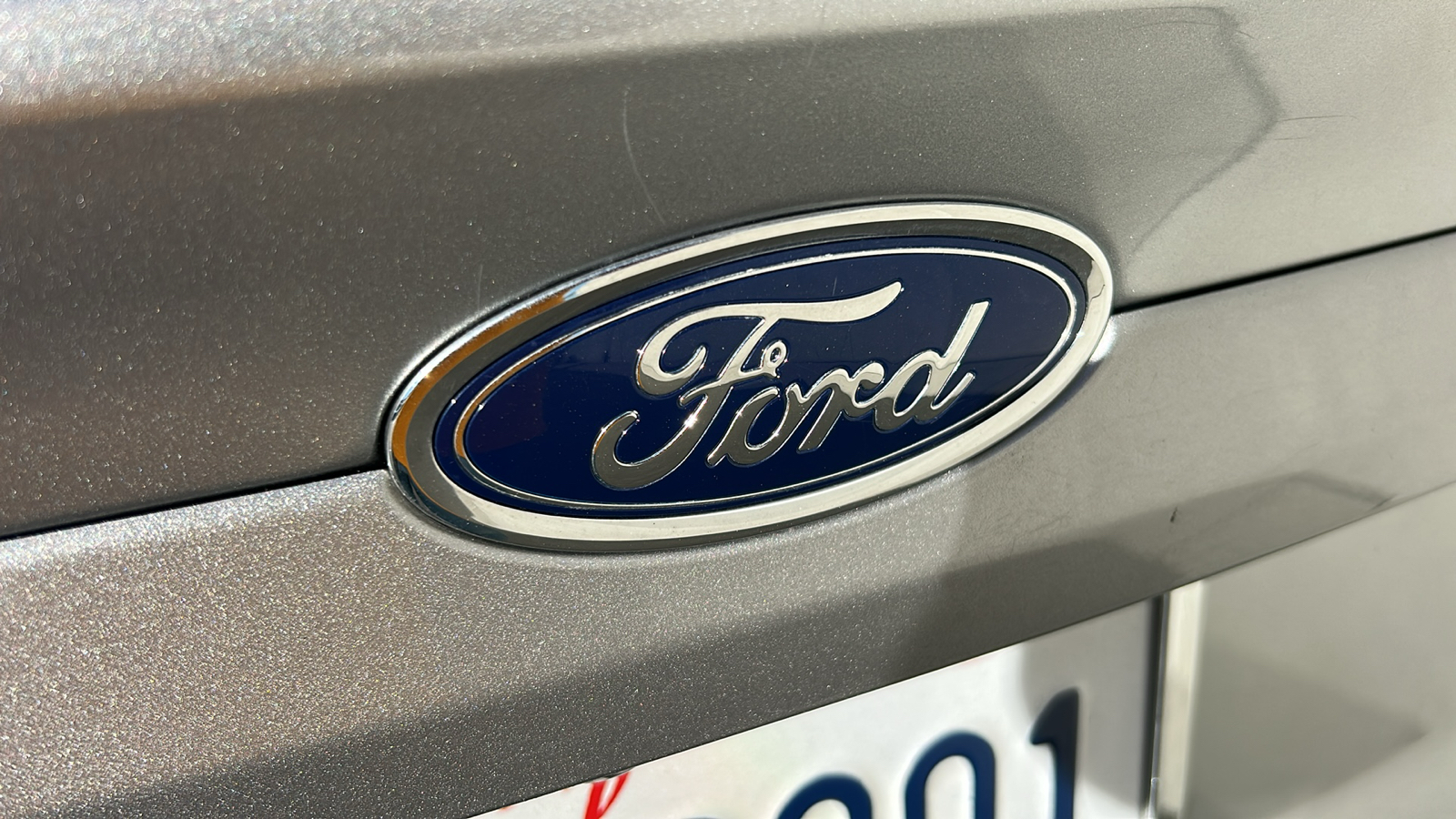 2020 Ford Fusion SE 8