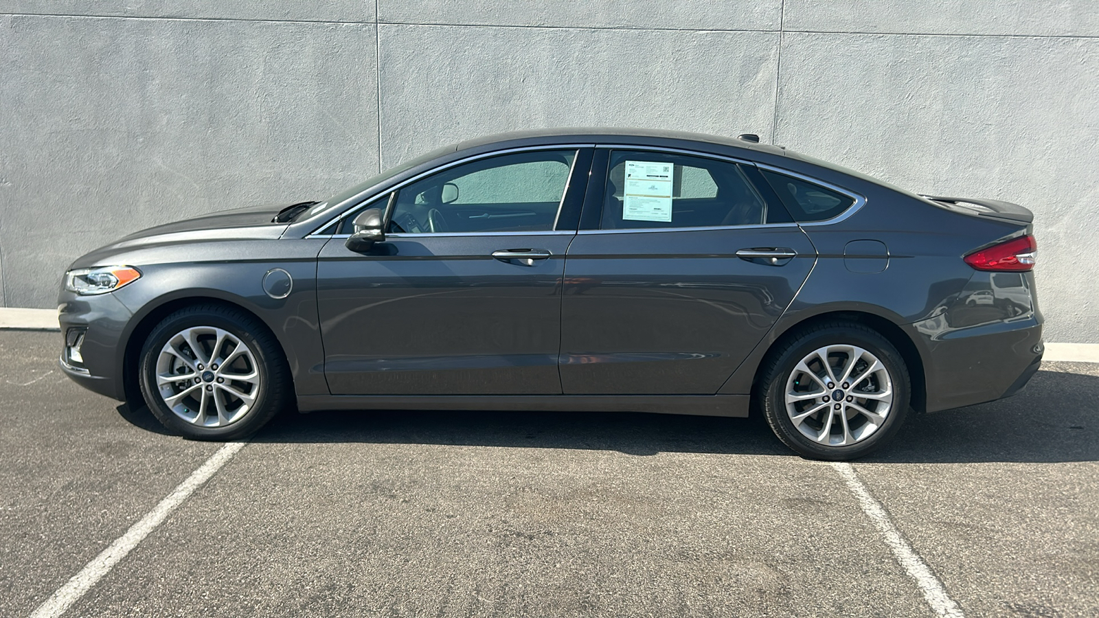 2020 Ford Fusion Energi Titanium 5