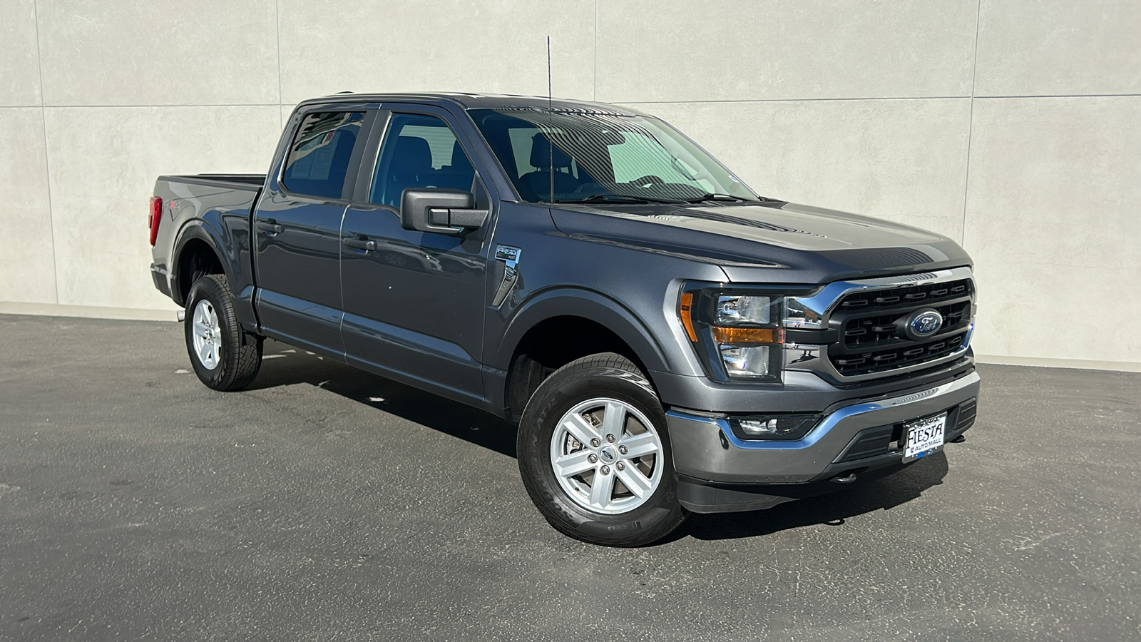 2023 Ford F-150 XLT 1