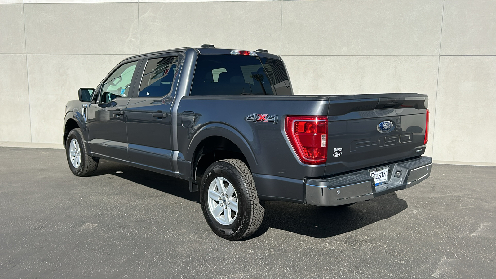 2023 Ford F-150 XLT 4