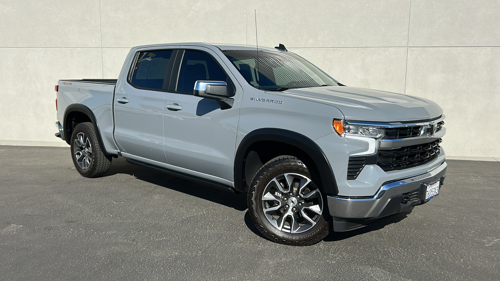 2024 Chevrolet Silverado 1500 LT 1