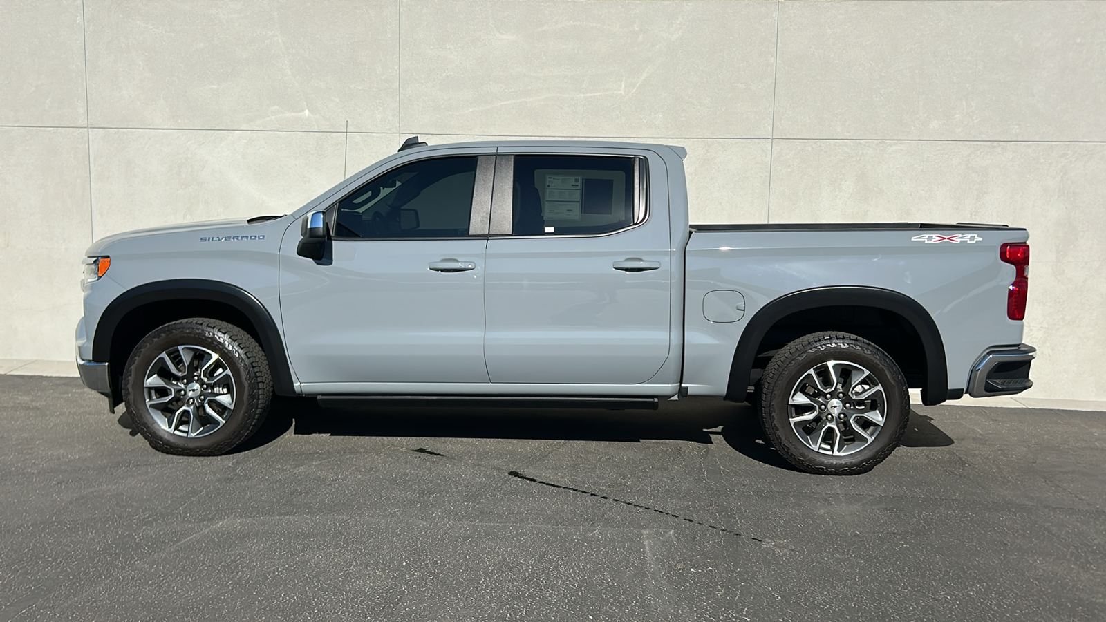 2024 Chevrolet Silverado 1500 LT 5