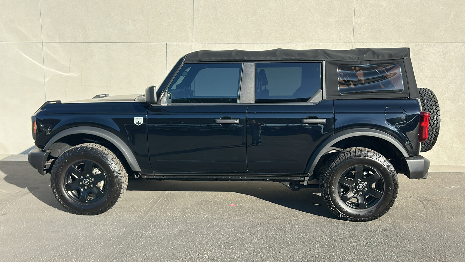 2021 Ford Bronco  5