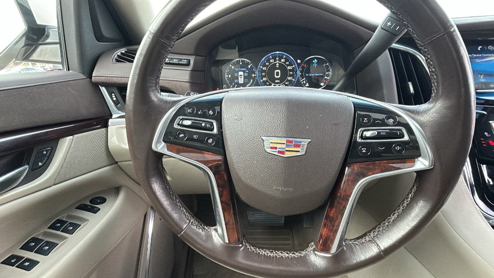 2015 Cadillac Escalade ESV Premium 15