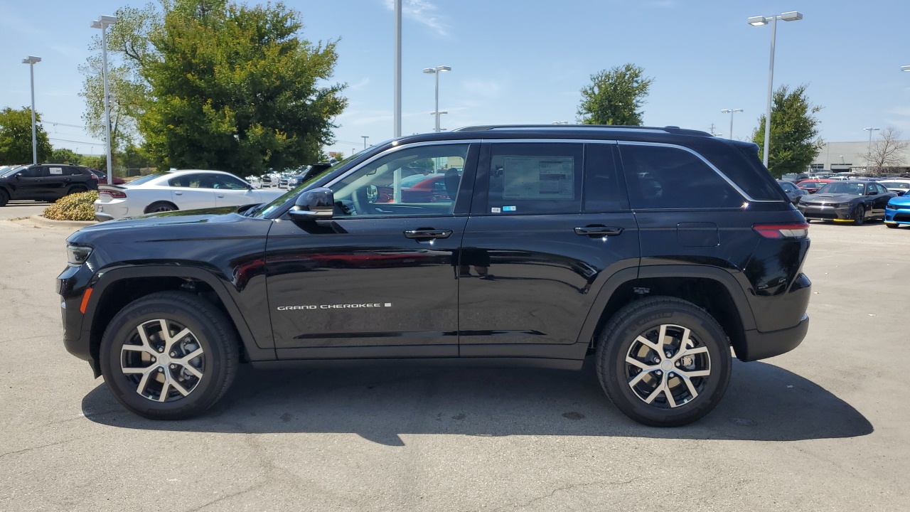 2023 Jeep Grand Cherokee Limited 3
