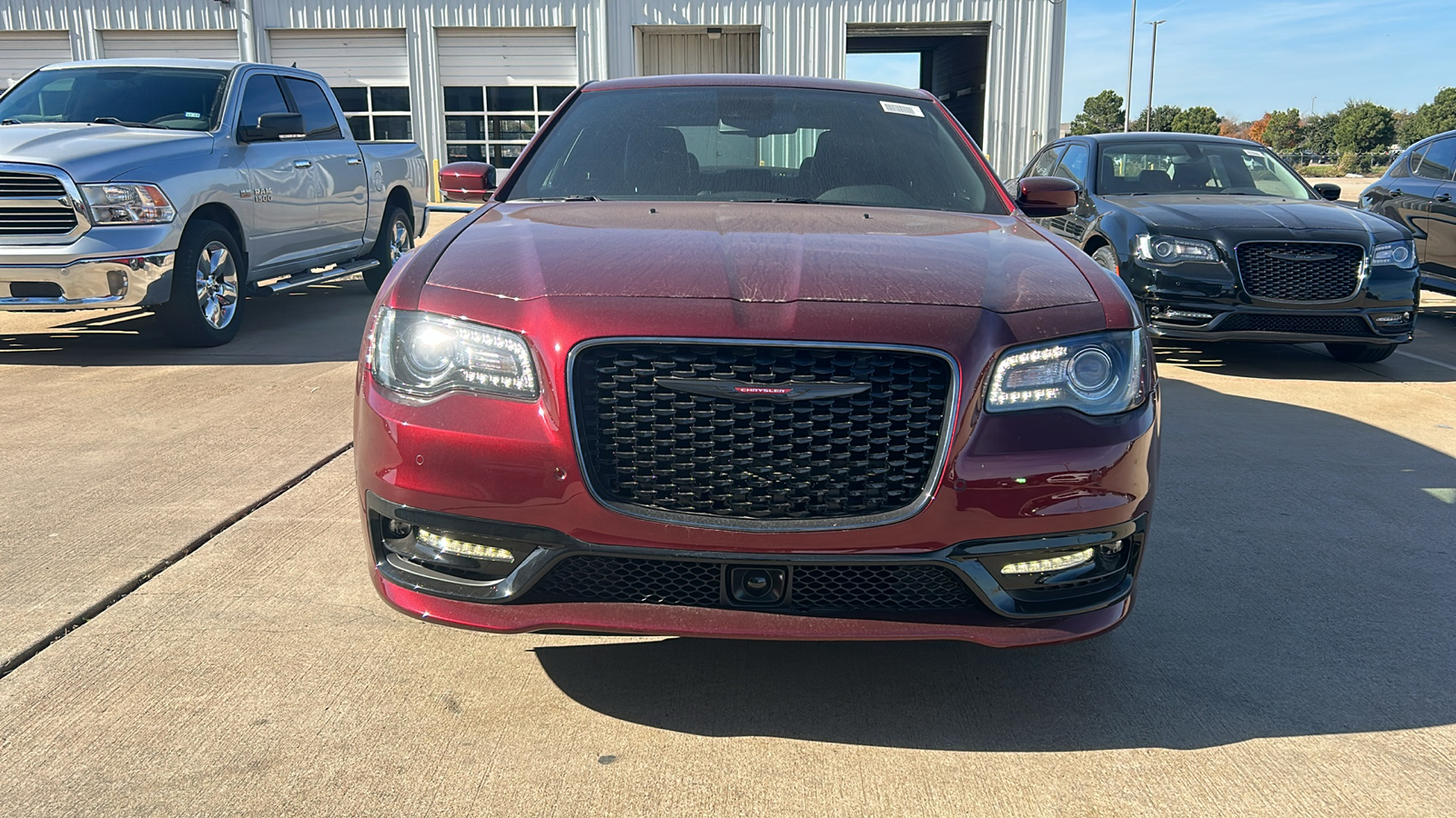 2023 Chrysler 300 300S 6