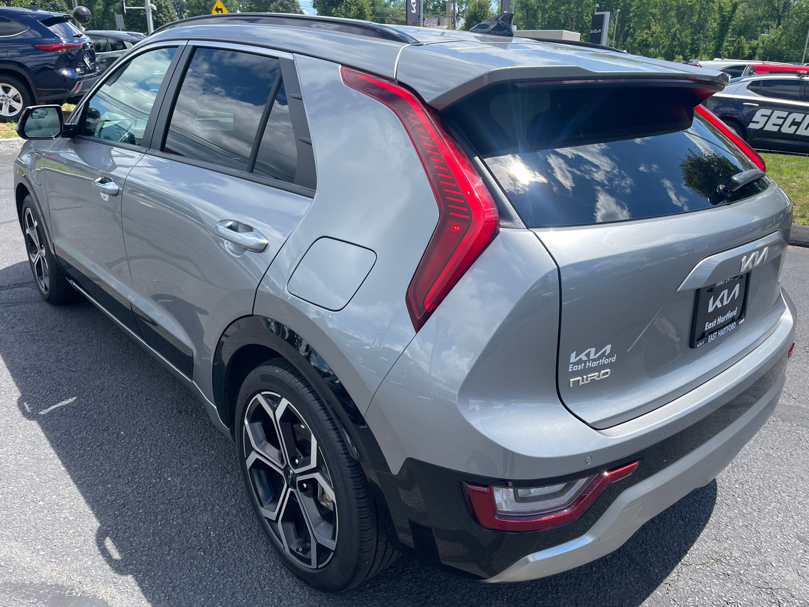 2023 Kia Niro Plug-In Hybrid  5