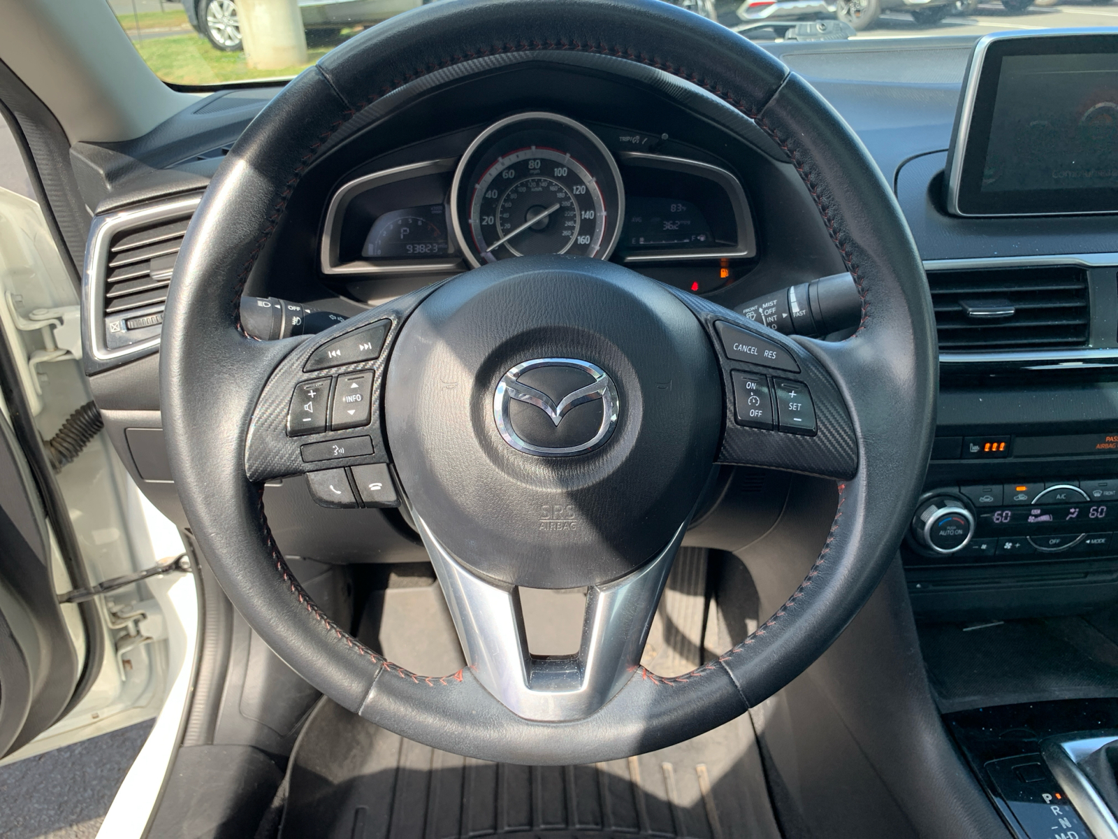 2015 Mazda Mazda3 i Grand Touring 21