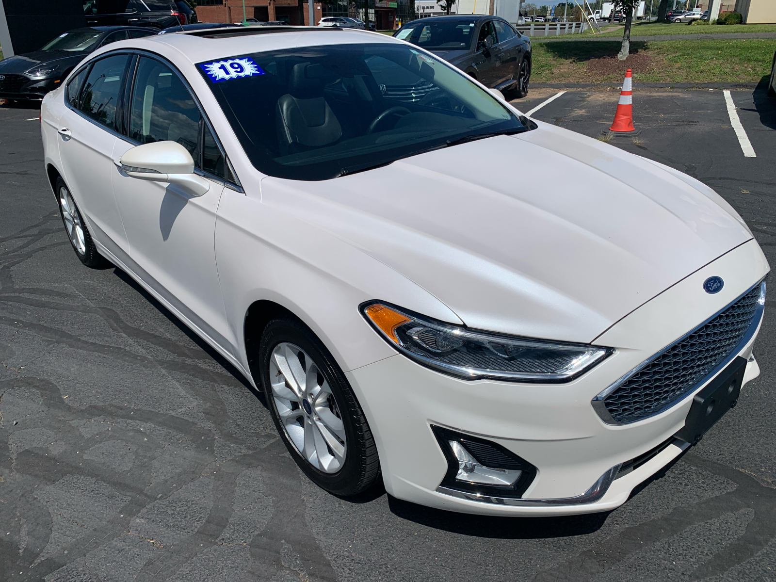 2019 Ford Fusion Energi Titanium 1