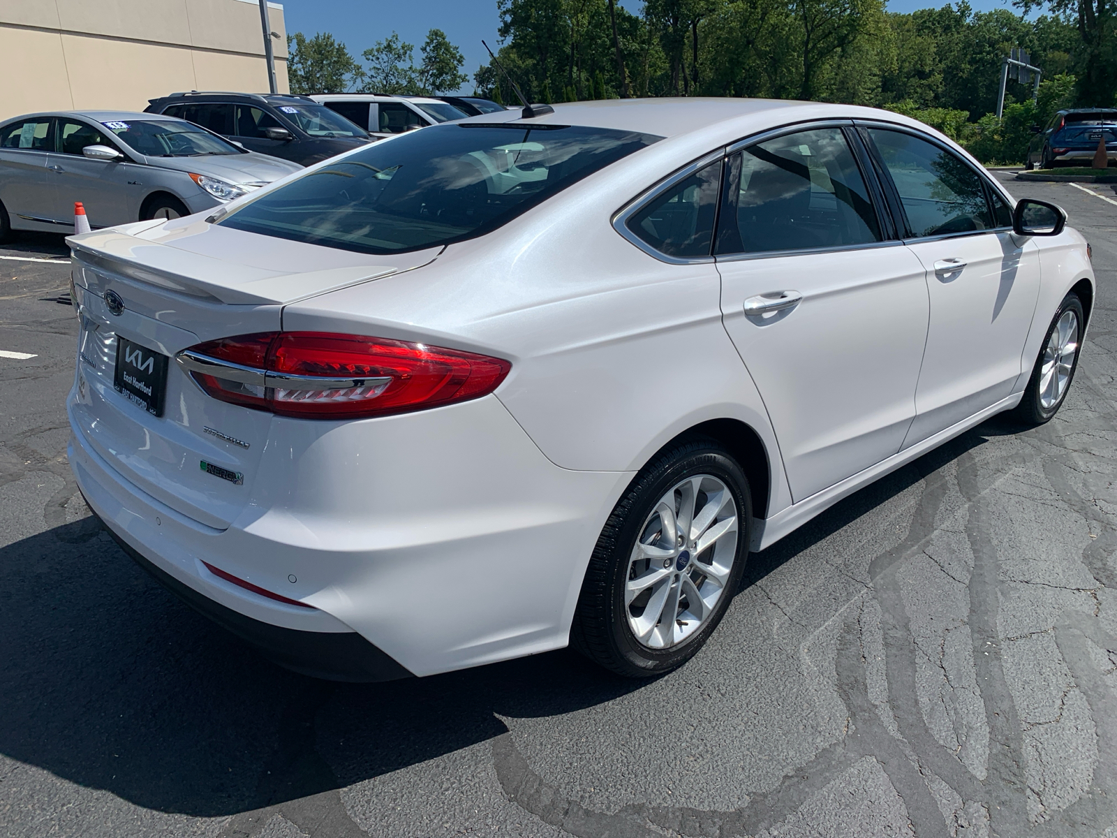 2019 Ford Fusion Energi Titanium 3