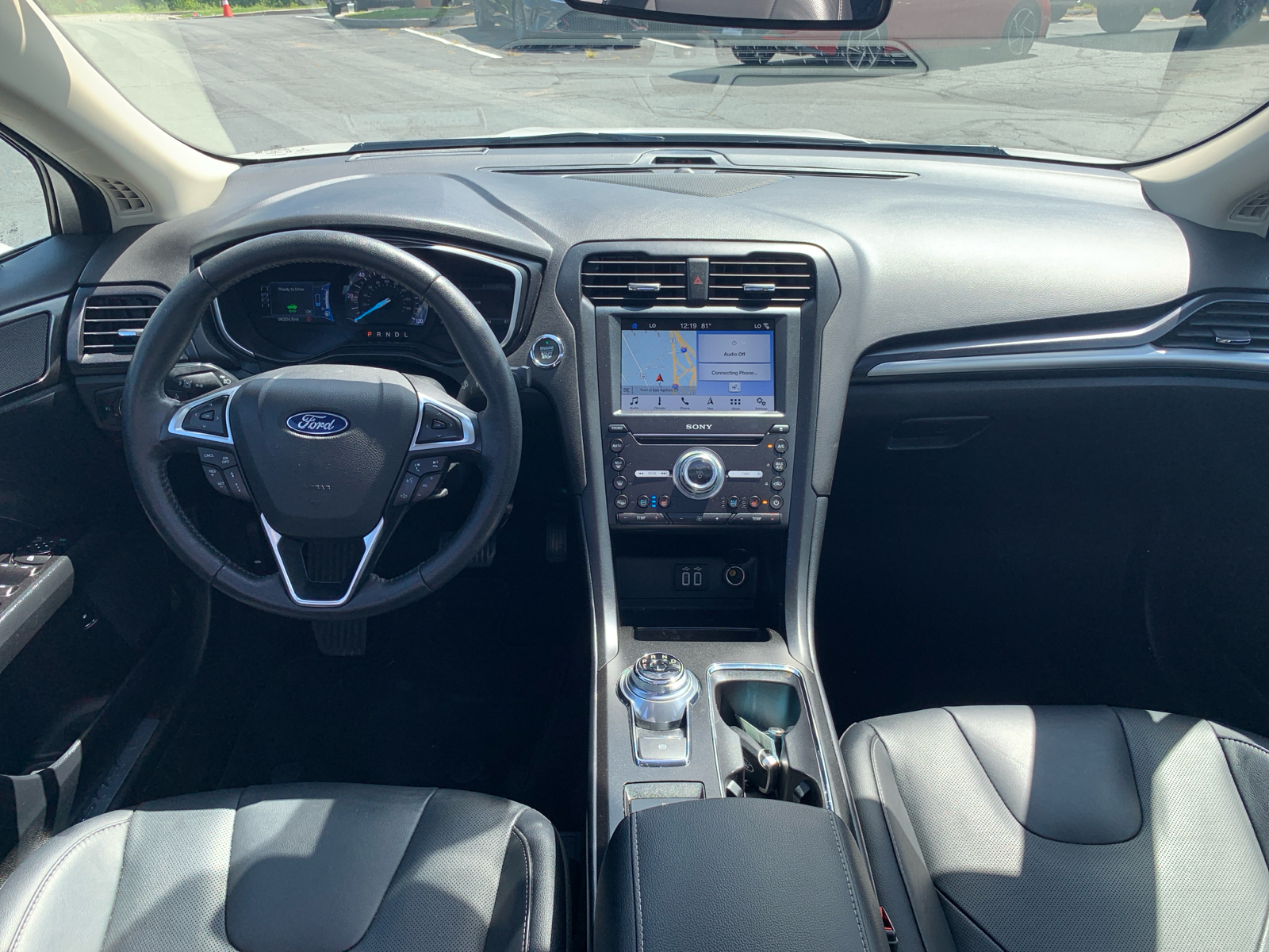 2019 Ford Fusion Energi Titanium 36