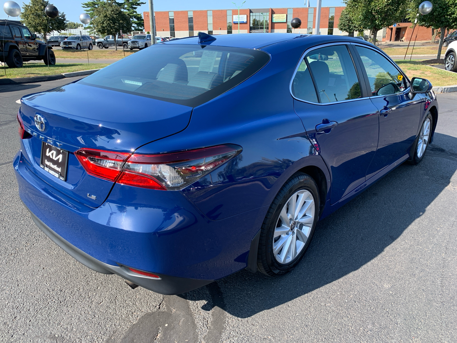 2023 Toyota Camry LE 3