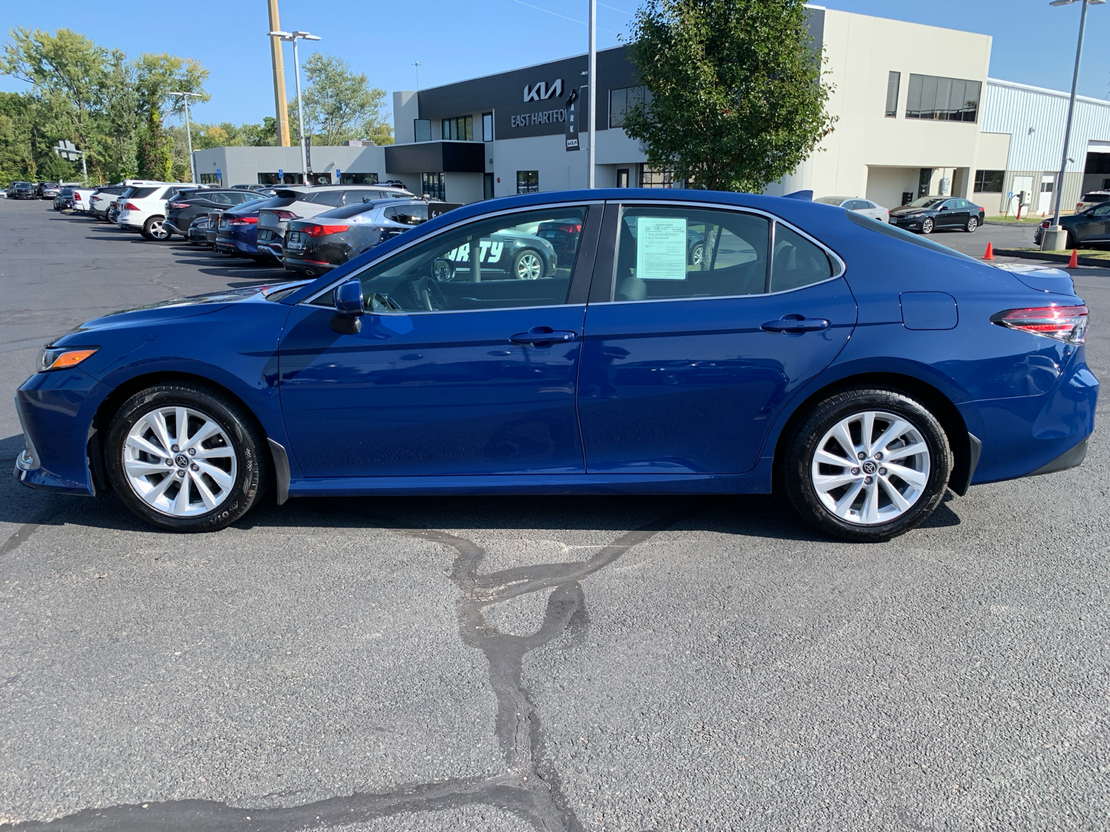 2023 Toyota Camry LE 6