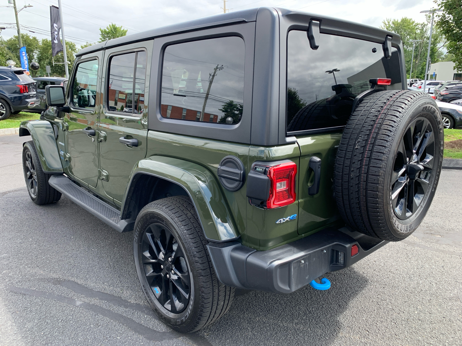 2022 Jeep Wrangler Unlimited Sahara 4xe 5